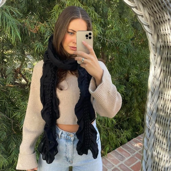 Free People Accessories - Free people Black chic ruffle scarf